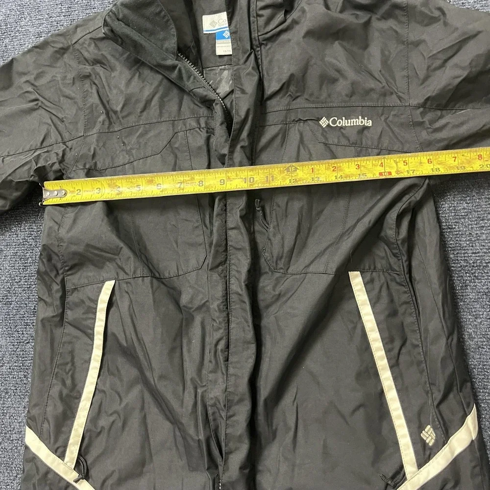 Columbia brand sportswear